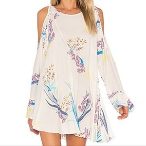 Free People Clear Skies printed tunic 100% rayon floral cold shoulder dress sz S